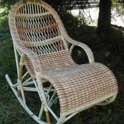 Кресло-качалка из лозы