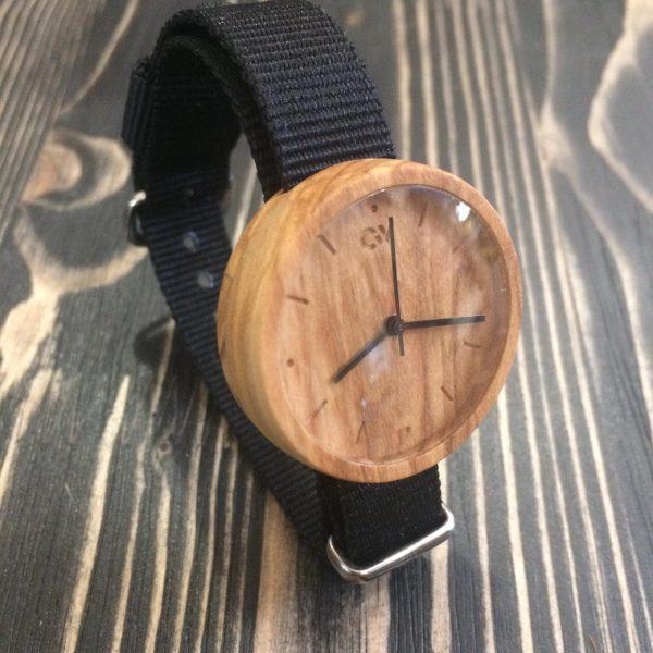 Часы мужские из дерева