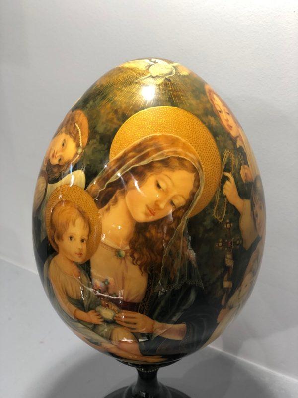 Яйцо расписное "Мадонна с младенцем"