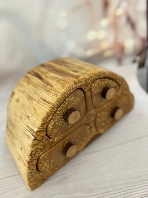Комод-шкатулка  деревянный