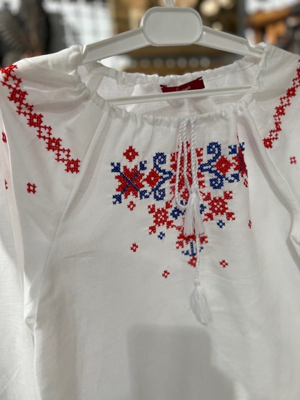 Блуза-вышиванка для девочки