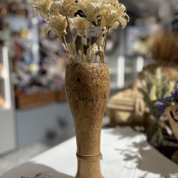 Ваза (карельская береза)