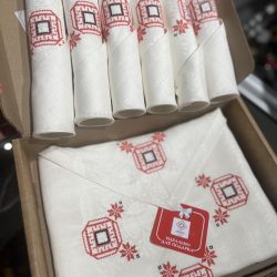 Комплект льняной (дорожка+салфетки) с орнаментом