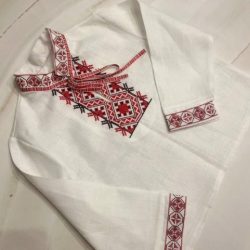 Рубашка (вышиванка) для мальчика с орнаментом