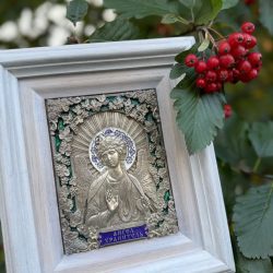 Икона "Ангел Хранитель" в светлой раме
